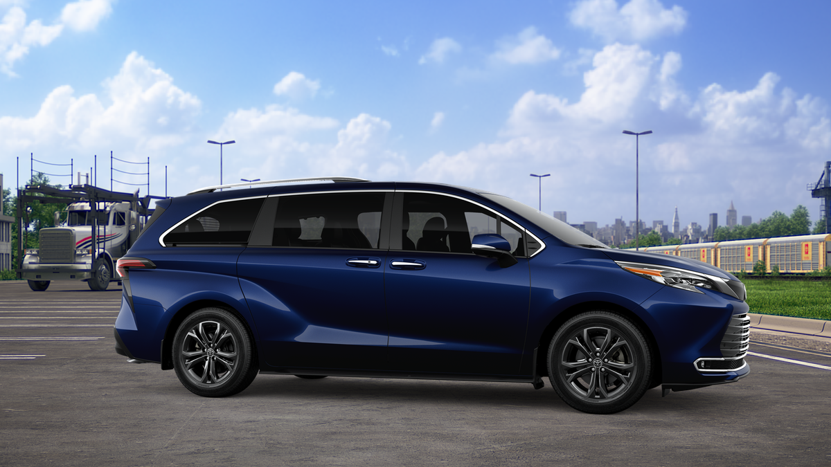 2026 Toyota Sienna Platinum 7-Passenger