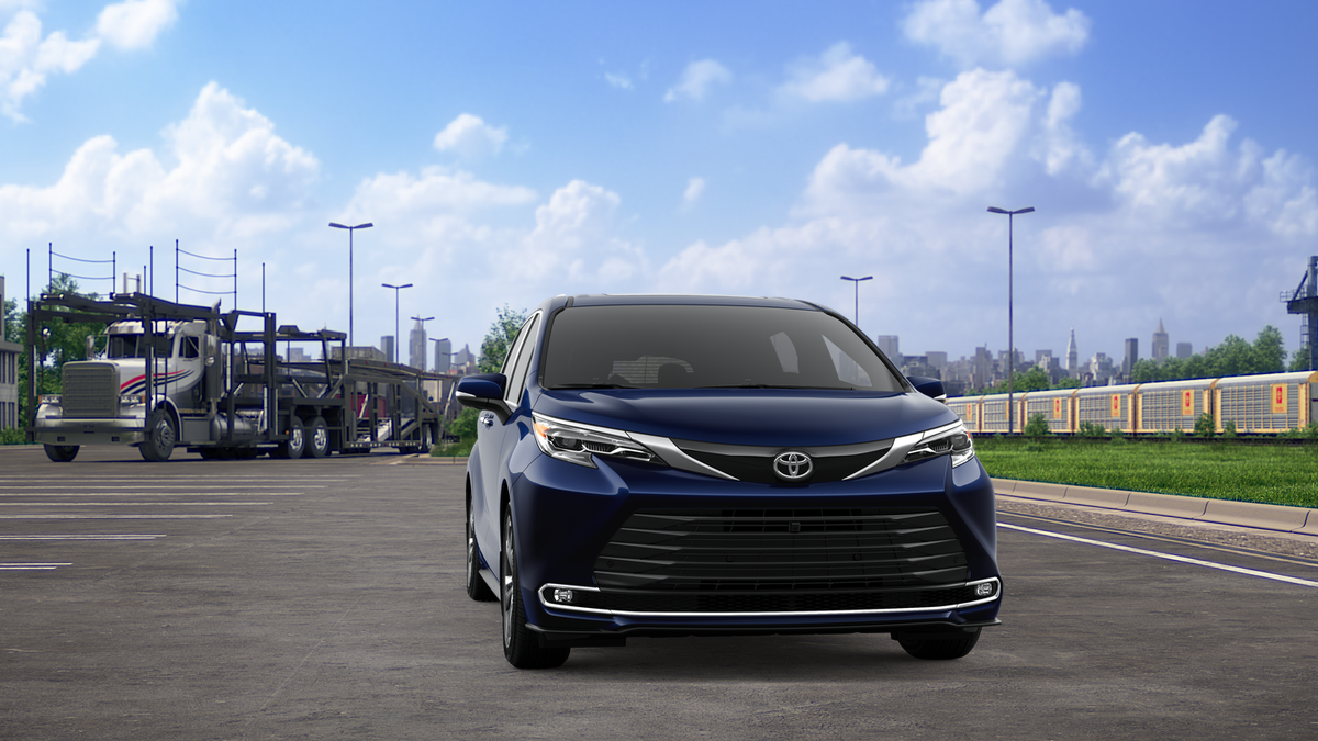 2026 Toyota Sienna Platinum 7-Passenger