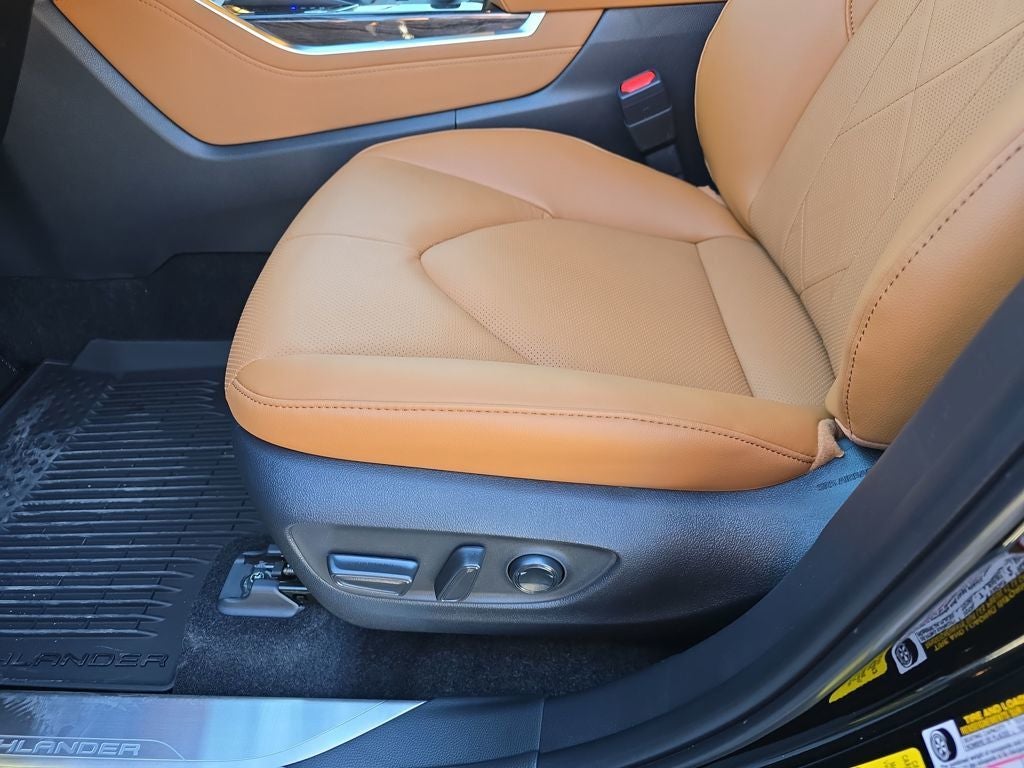 2025 Toyota Highlander Platinum