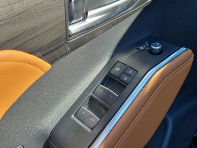 2025 Toyota Highlander Platinum