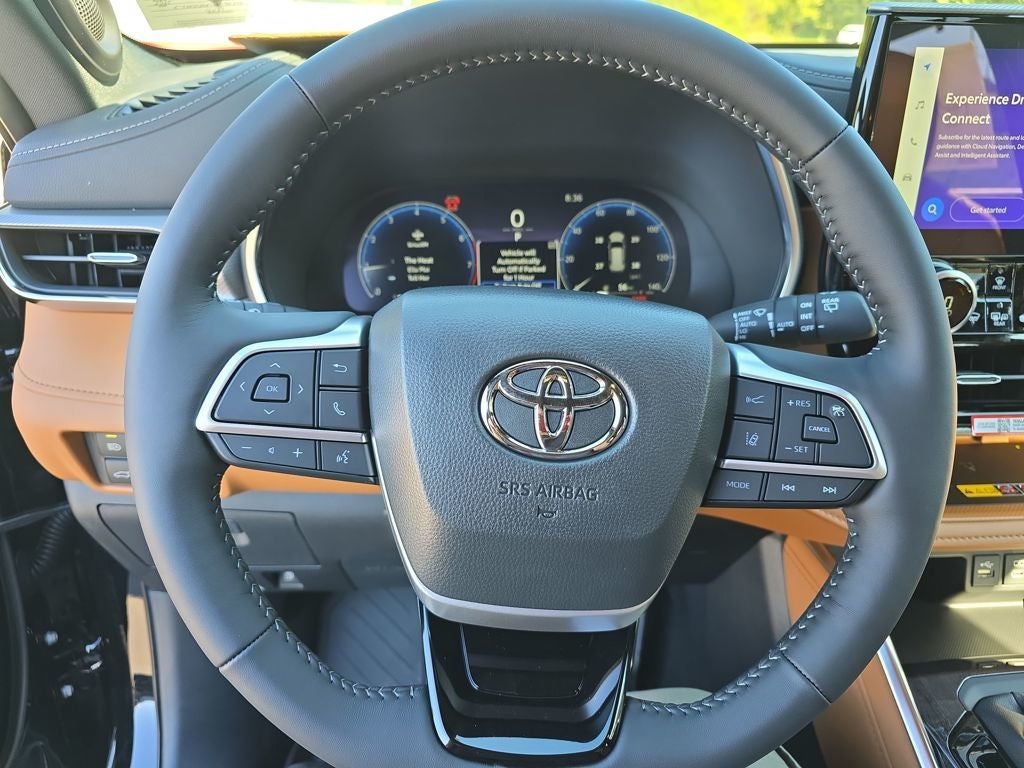 2025 Toyota Highlander Platinum