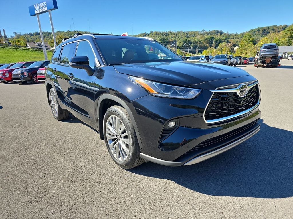 2025 Toyota Highlander Platinum