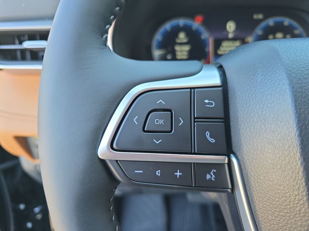 2025 Toyota Highlander Platinum