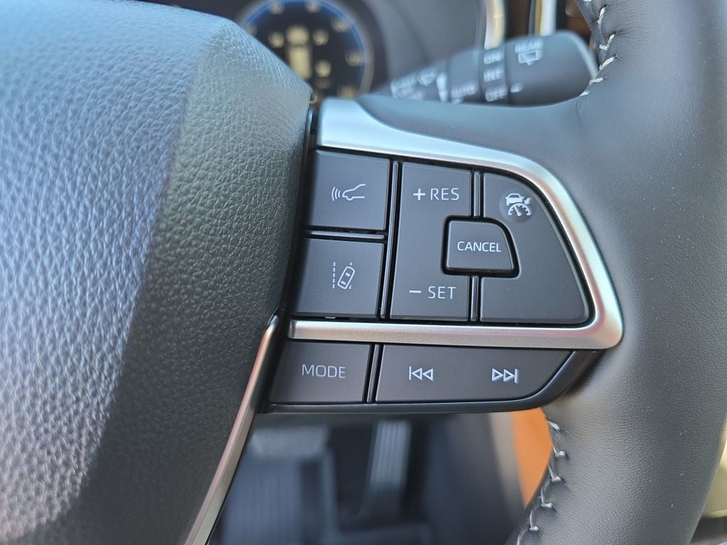 2025 Toyota Highlander Platinum