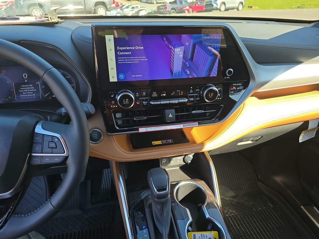 2025 Toyota Highlander Platinum