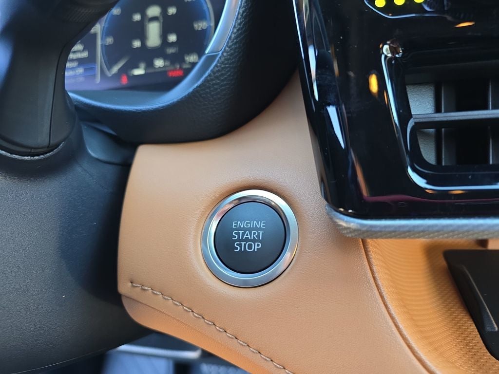 2025 Toyota Highlander Platinum