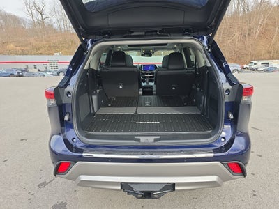 2026 Toyota Highlander Platinum