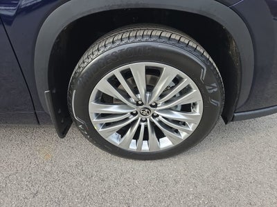 2026 Toyota Highlander Platinum