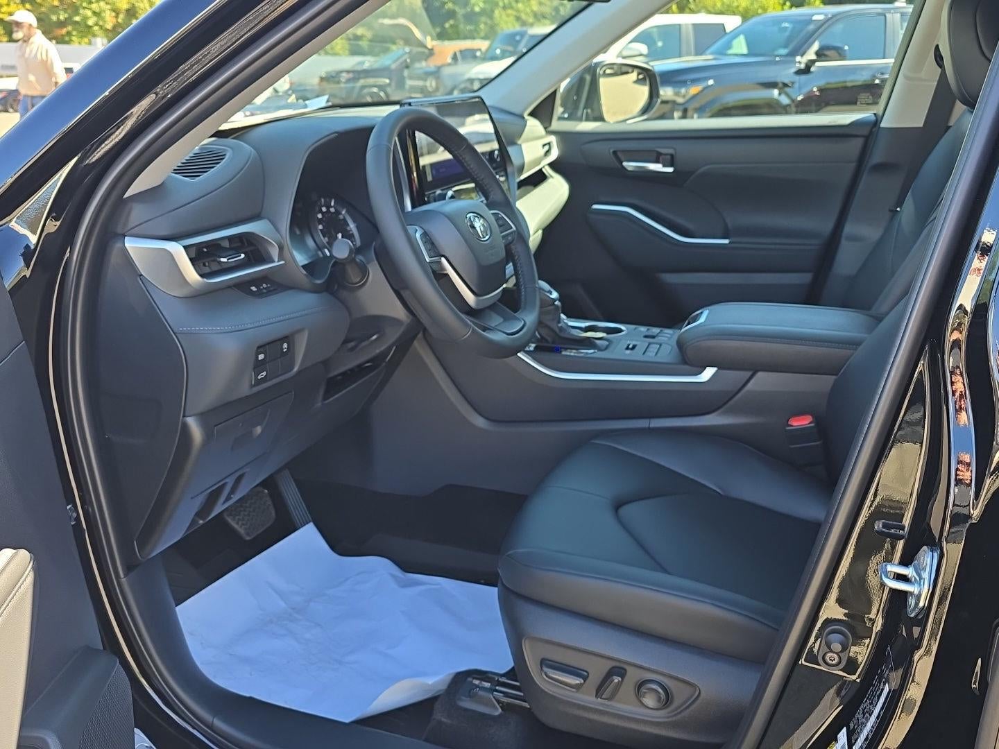 2026 Toyota Highlander XLE