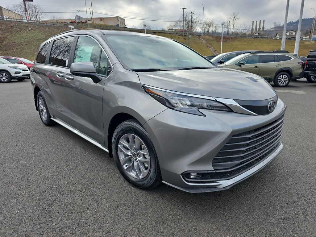 2026 Toyota Sienna XLE