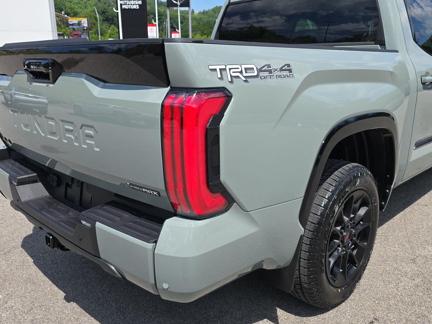 2026 Toyota Tundra i-FORCE MAX Tundra Platinum
