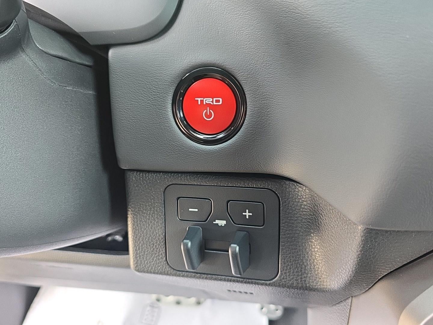 2026 Toyota Tundra Platinum HV