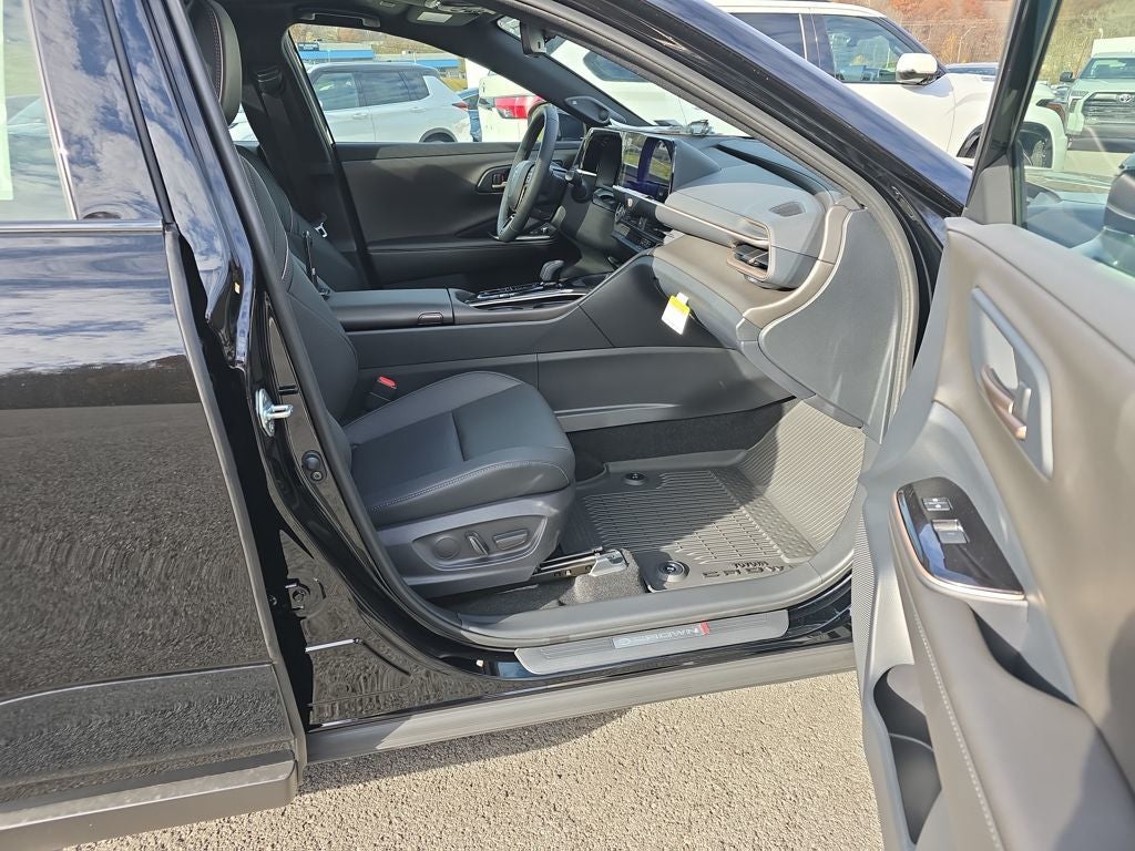 2026 Toyota Toyota Crown Nightshade