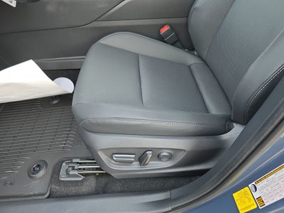 2025 Toyota Toyota Crown Signia Limited