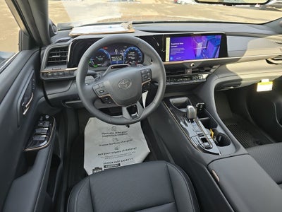 2025 Toyota Toyota Crown Signia Limited