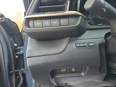 2025 Toyota Toyota Crown Signia Limited