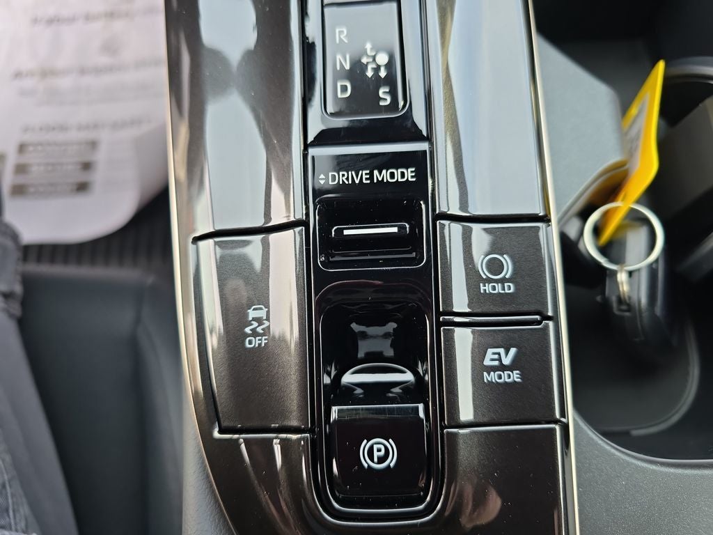 2025 Toyota Toyota Crown Signia Limited