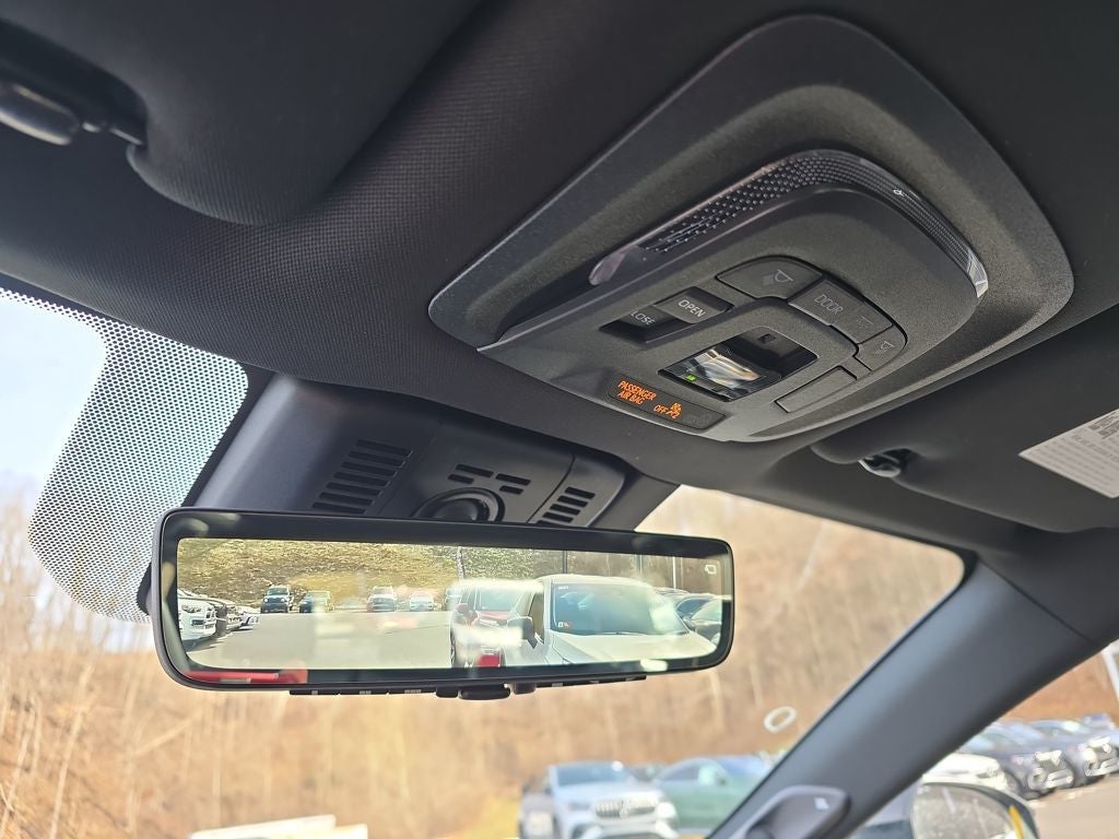 2025 Toyota Toyota Crown Signia Limited