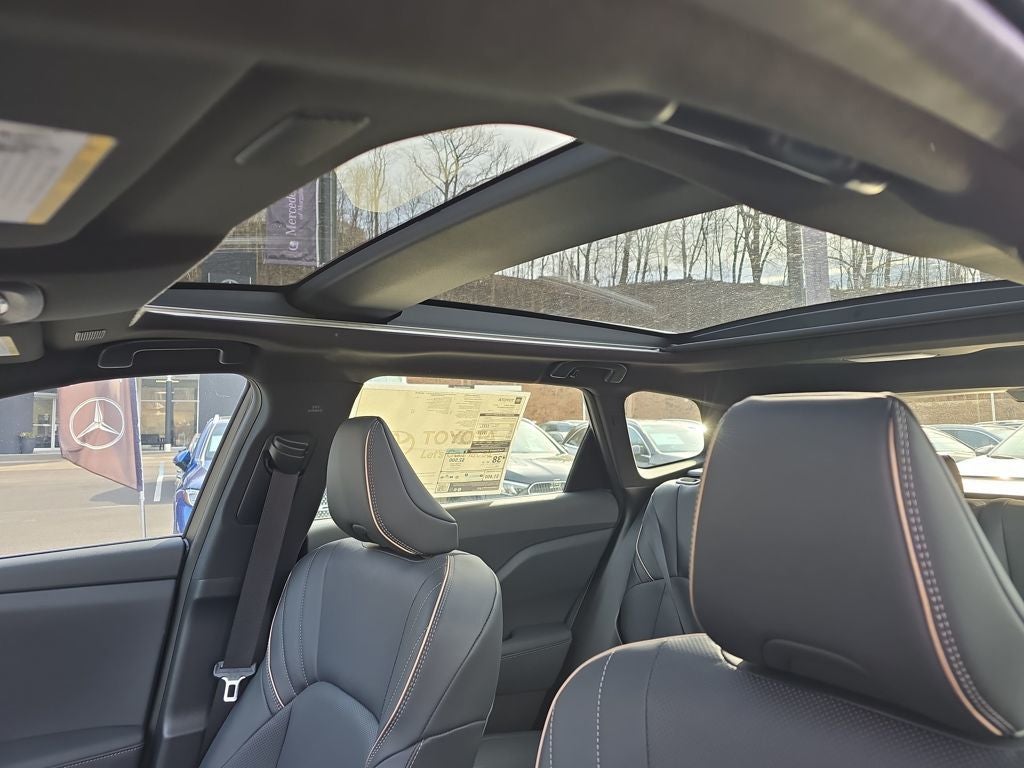 2025 Toyota Toyota Crown Signia Limited