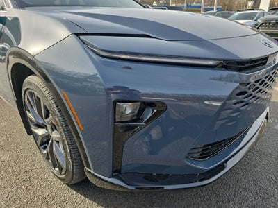 2025 Toyota Toyota Crown Signia Limited