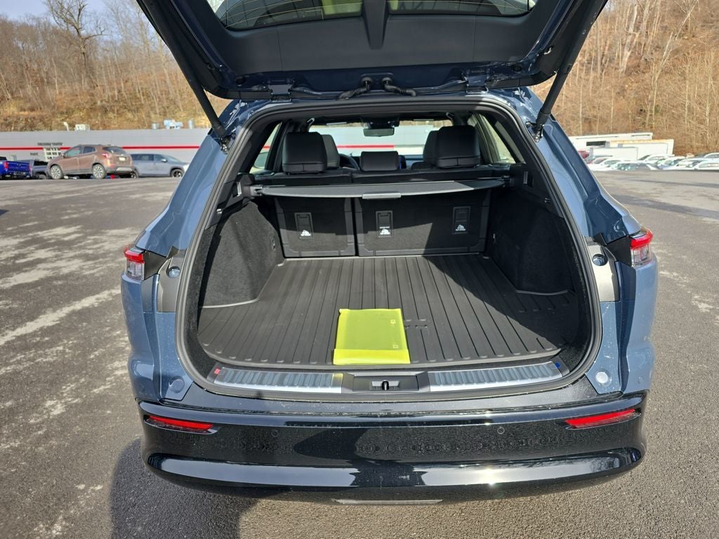 2025 Toyota Toyota Crown Signia Limited