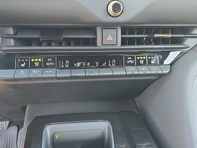 2026 Toyota Toyota Crown Signia XLE