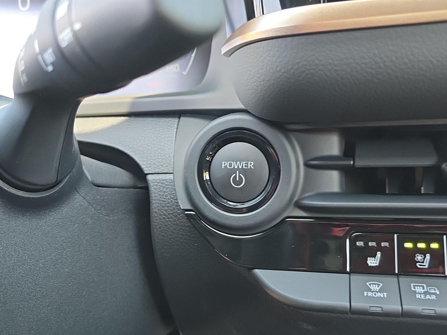 2026 Toyota Toyota Crown Signia XLE