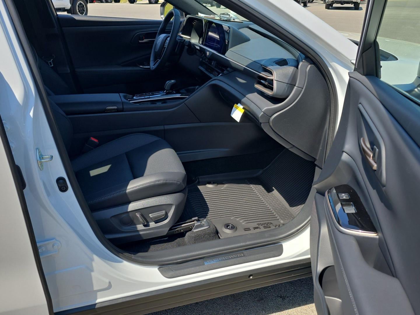 2026 Toyota Toyota Crown Signia XLE