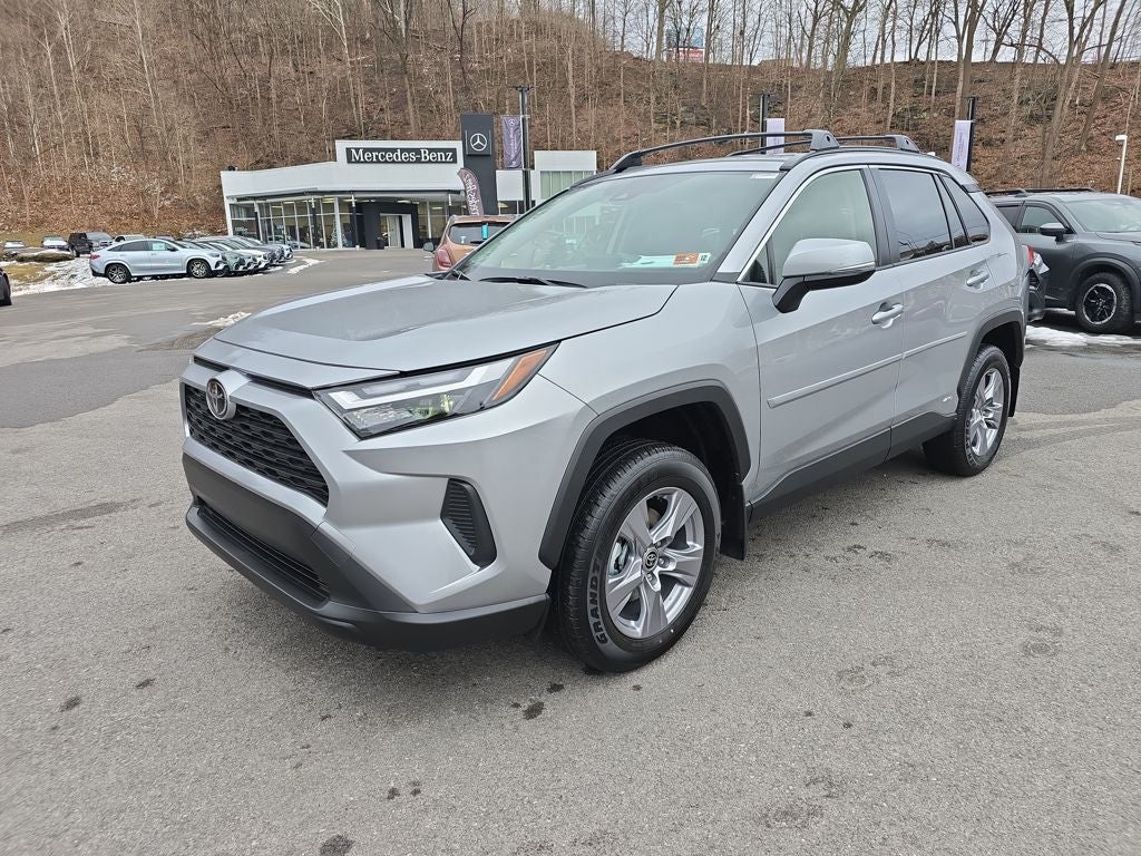 2025 Toyota RAV4 Hybrid XLE